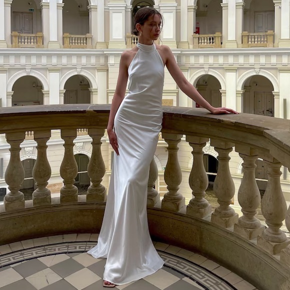 Halter Ivory Open Back Reception/Wedding Dress Sz M - Picture 3 of 4